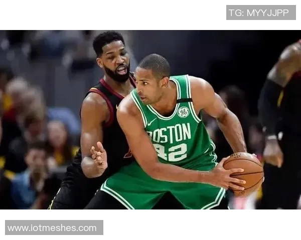 霍福德签署两年1200万美元合同含15交易保证金细节分析 霍福德签署两年1200万美元合同含15交易保证金细节分析