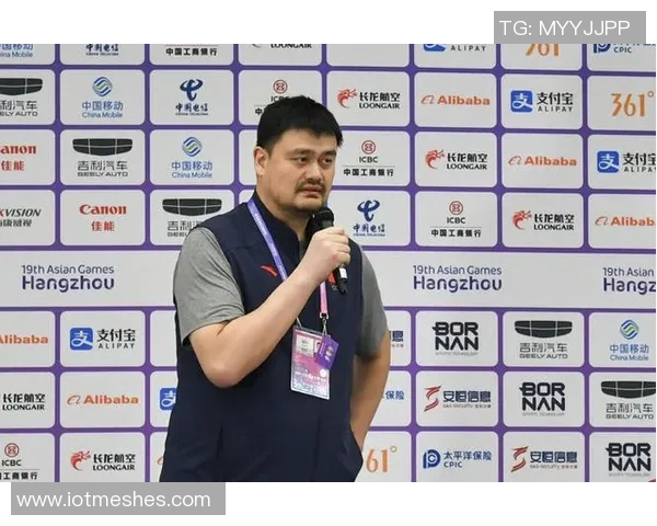 姚明回忆健身经历:早晨和上班前的秘密训练时光 姚明回忆健身经历:早晨和上班前的秘密训练时光