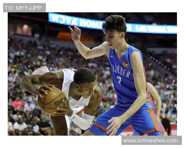 文班亚马谈第二节专注防守的重要性与个人责任感