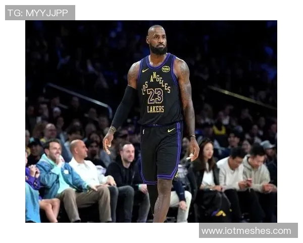 岁月无情勒布朗的坚持与挑战展现出运动员的真实面貌 岁月无情勒布朗的坚持与挑战展现出运动员的真实面貌