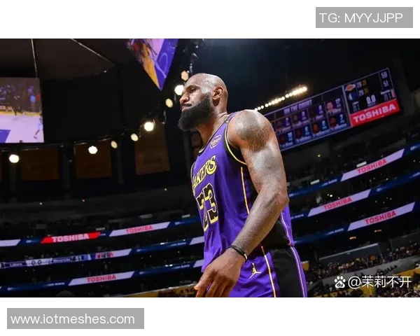 米切尔第四节狂砍24分追平詹姆斯加兰独占队史第一