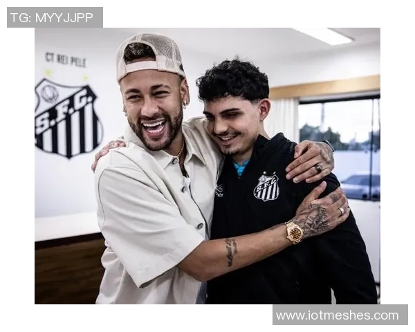 内马尔与13年前白血病球迷重逢感人瞬间再现温暖回忆