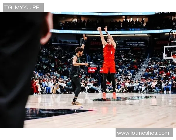 普尔半场表现抢眼7投2中贡献全队最高12分并罚球全中6次 普尔半场表现抢眼7投2中贡献全队最高12分并罚球全中6次