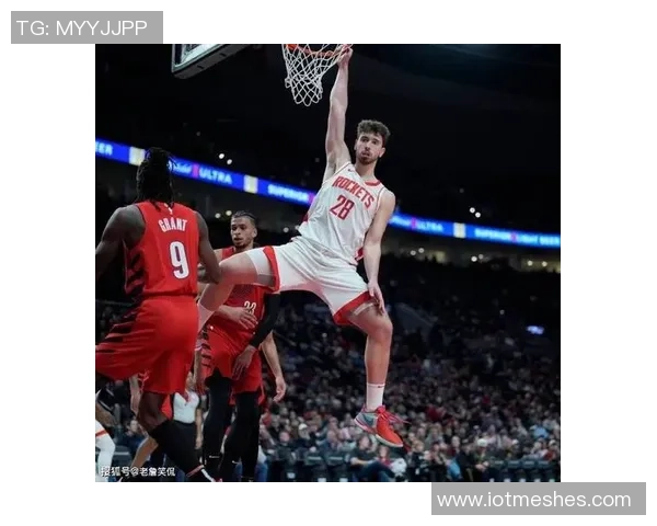 火箭新战术显成效申京出手27次与9次的巨大差异引发KD与谢泼德的欢笑 火箭新战术显成效申京出手27次与9次的巨大差异引发KD与谢泼德的欢笑